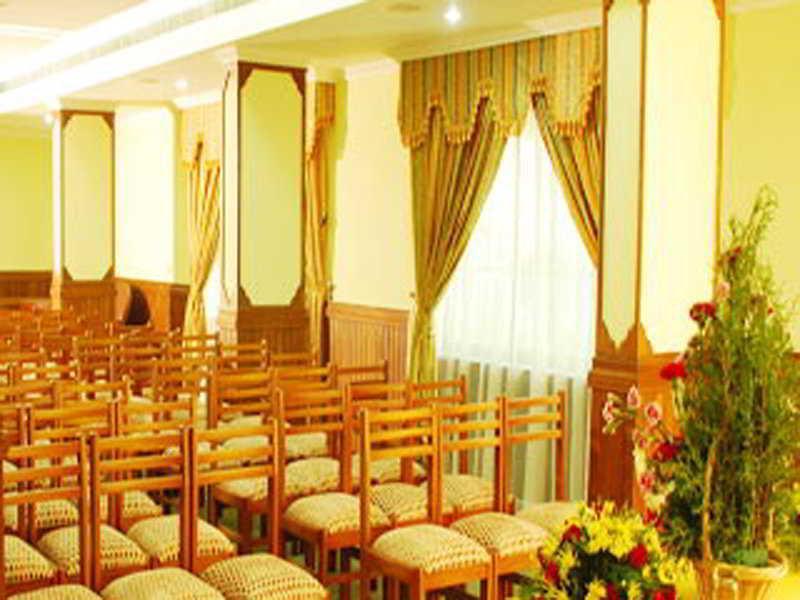 Grand Seasons Hotel Kochi Exterior photo